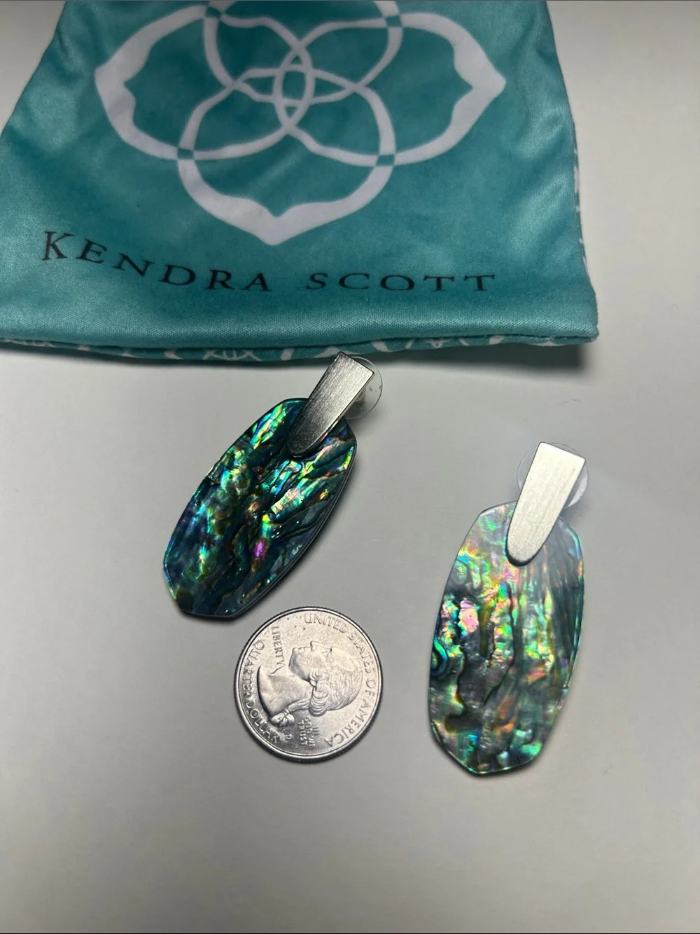 Kendra Scott Iridescent Statement Earrings Abalone Stud Jewelry + Dust Bag